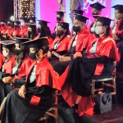 Faculdade de Ilhéus forma novos Bacharéis em Direito em solenidade presencial