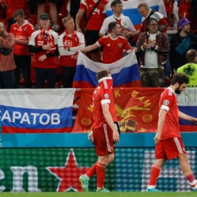 Fifa anuncia punições à Rússia, mas medidas são criticadas por outras federações