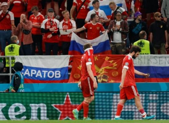 Fifa anuncia punições à Rússia, mas medidas são criticadas por outras federações