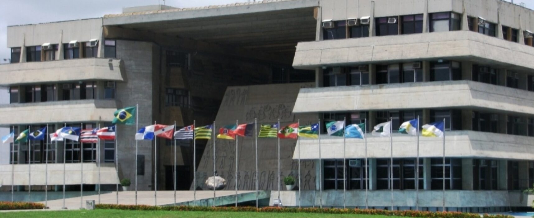 Governo da Bahia suspende recesso de Carnaval nos órgãos públicos