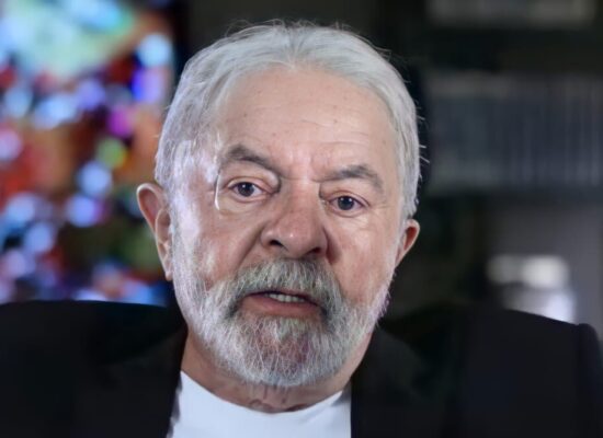 Lula: “Minha candidatura é um movimento para reconstruir a democracia e economia”