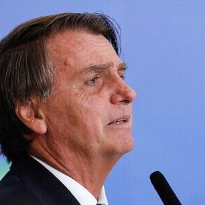 Na abertura do ano legislativo, Bolsonaro faz defesa do governo e ataca o PT
