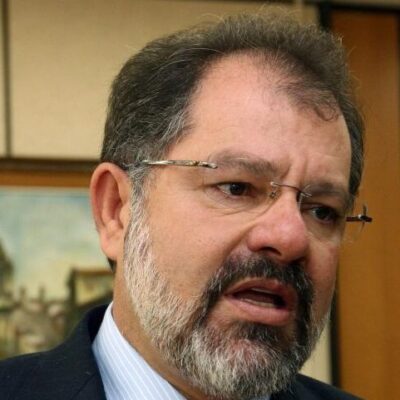 Nilo diz que sonha disputar Senado contra grupo governista