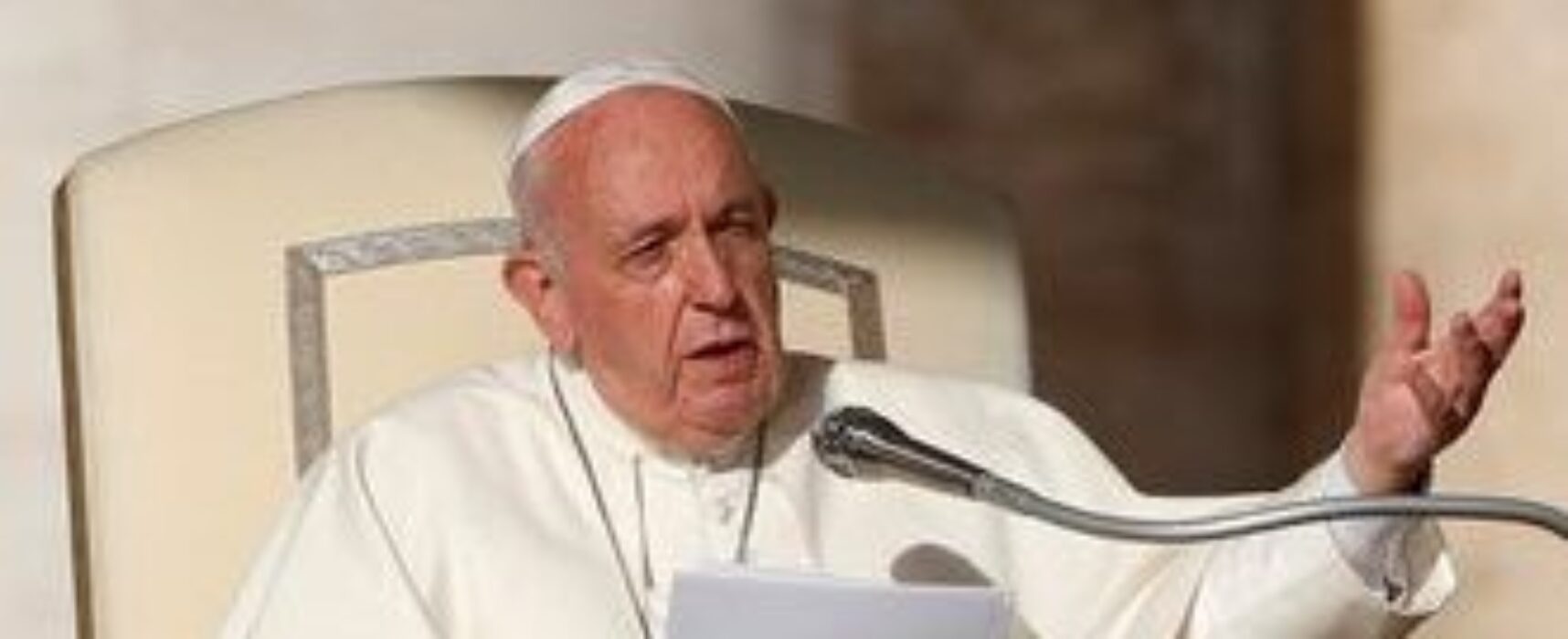 Lula foi condenado sem provas e Dilma é mulher de mãos limpas, diz Papa Francisco
