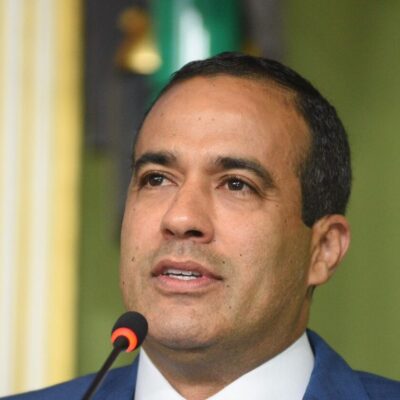 Prefeito destaca ‘volta por cima’ de Salvador em discurso na Câmara