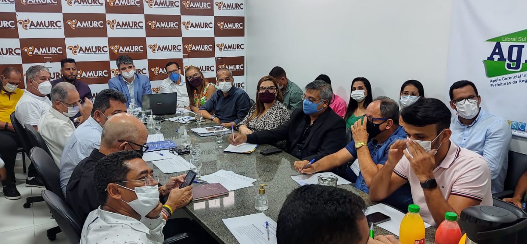 Reunião da Amurc marca a força e a união dos prefeitos