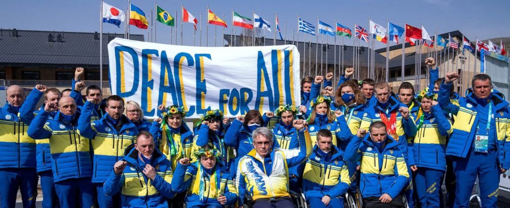 Atletas ucranianos apelam por paz durante Paralimpíada de Inverno