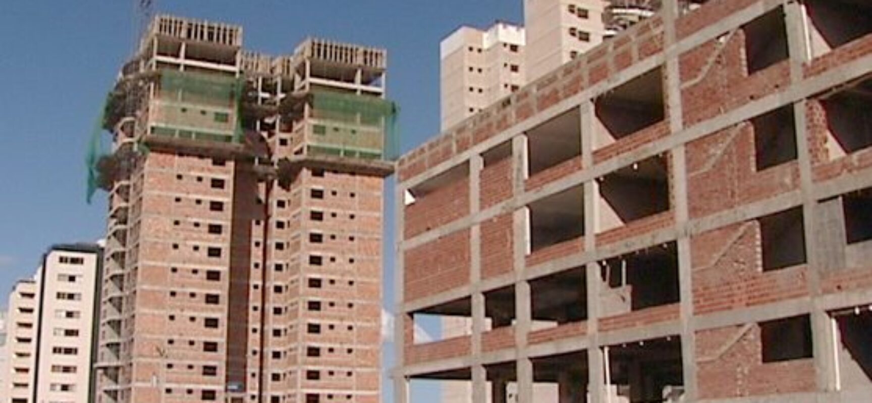 Especialistas divergem sobre propostas que alteram o registro de imóveis