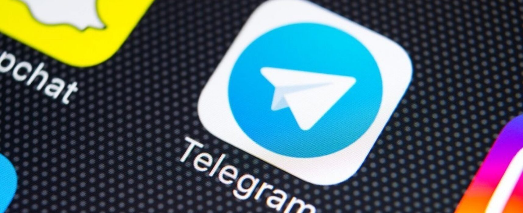 Governo Bolsonaro aciona STF contra ordem de bloqueio do Telegram