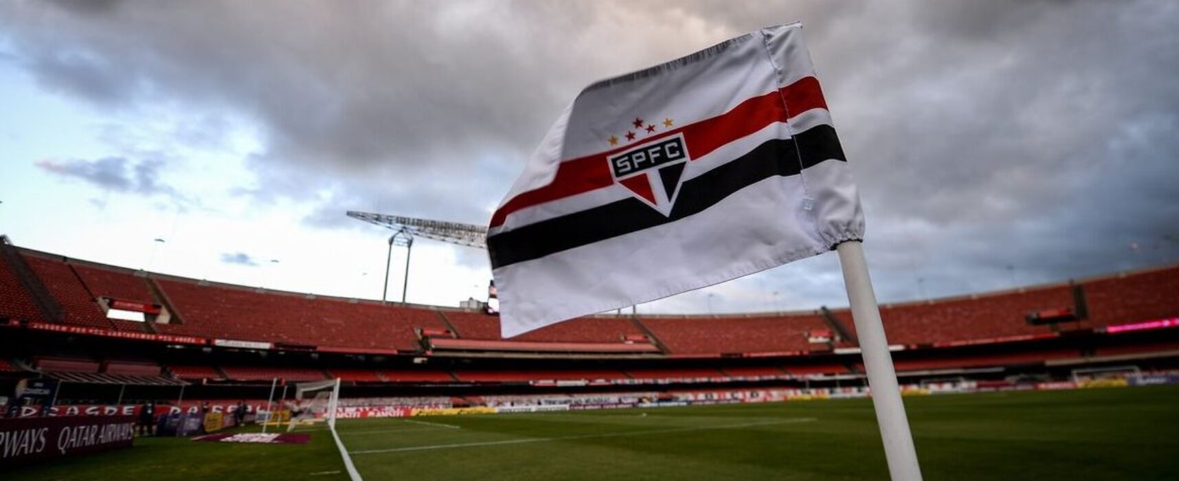 Governo de SP libera 100% do público em jogos de futebol nos estádios