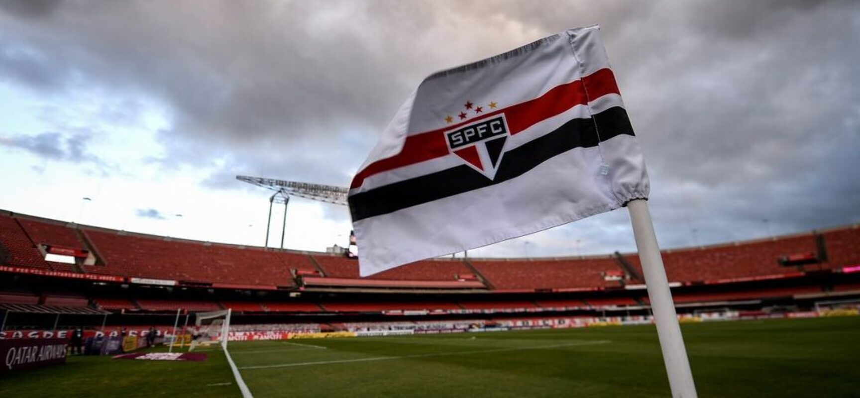 Governo de SP libera 100% do público em jogos de futebol nos estádios