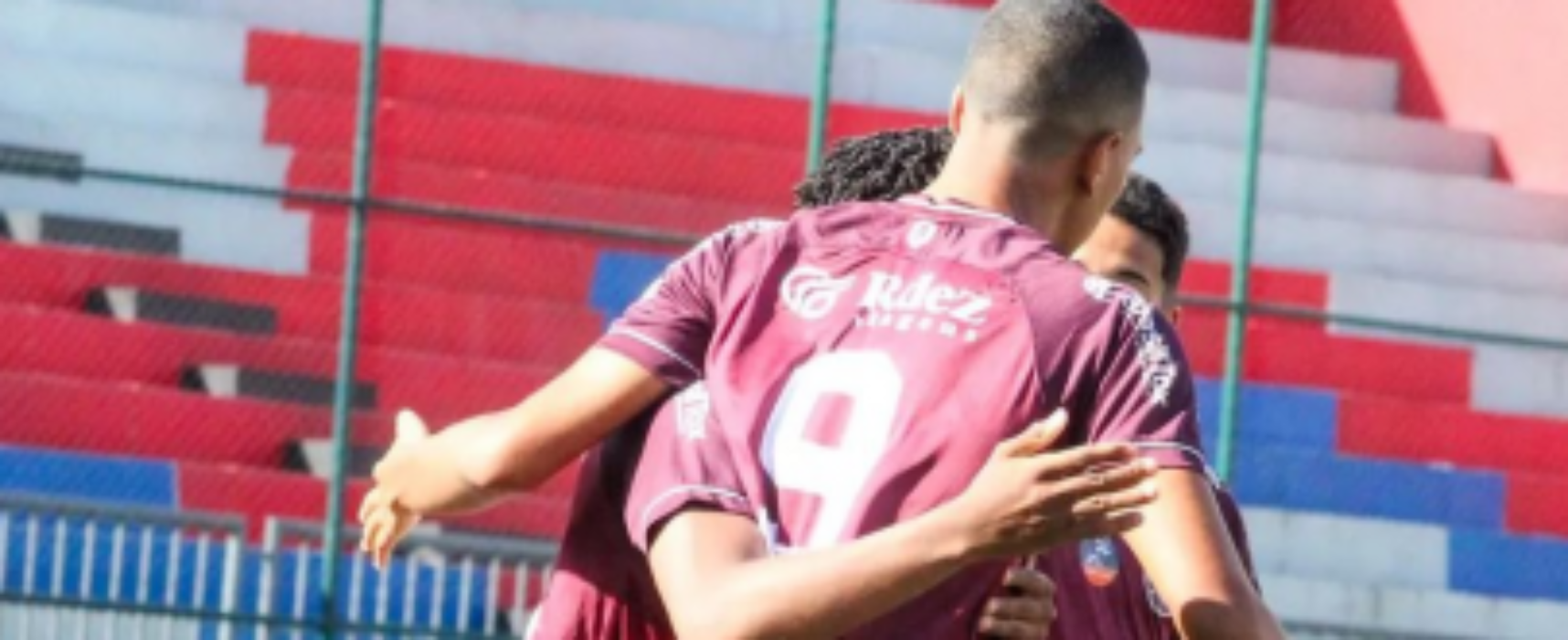 Jacuipense vence Barcelona de Ilhéus e dispara ainda mais na liderança