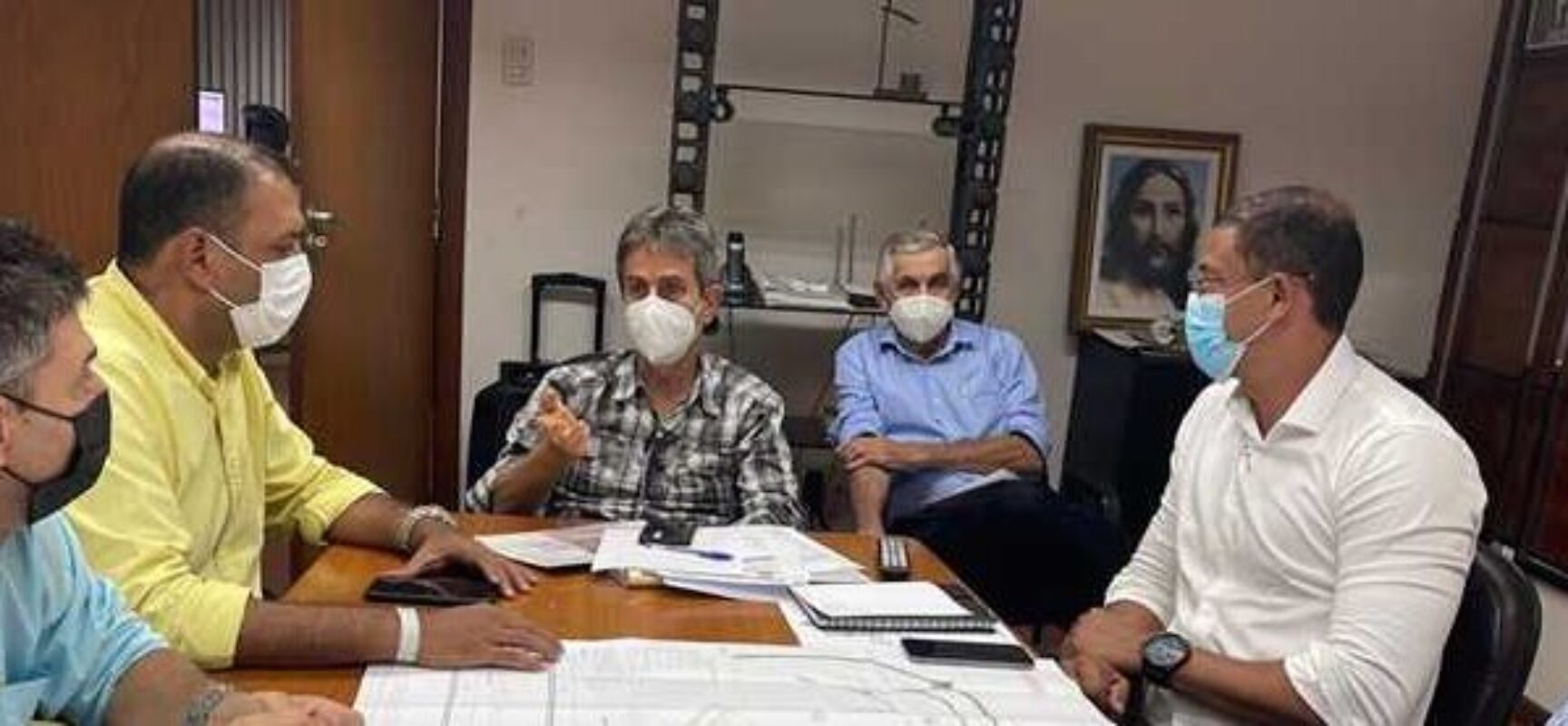 Na Seinfra BA, prefeito apresenta projeto de requalificação da Zona Norte e Orla Sul de Ilhéus