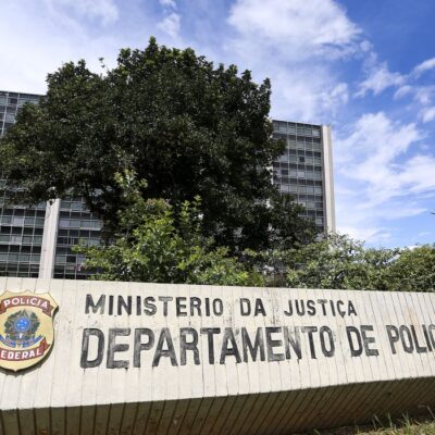 Operação da PF mira criminosos que fraudavam benefícios do INSS