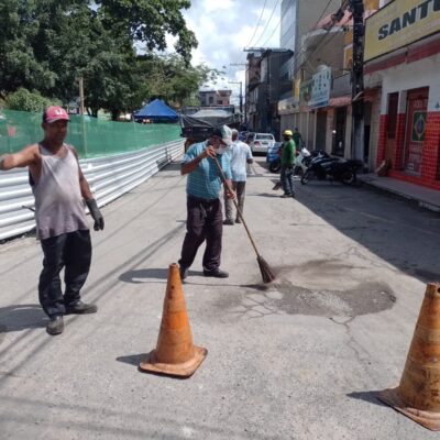 Operação Tapa-Buracos chega à Avenida José Monstans no Bairro Santo Antônio