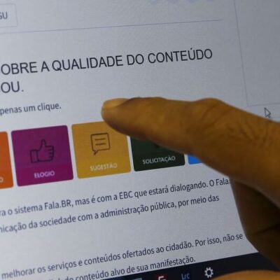 Ouvidorias viabilizam interlocução entre sociedade e Estado, diz OGU