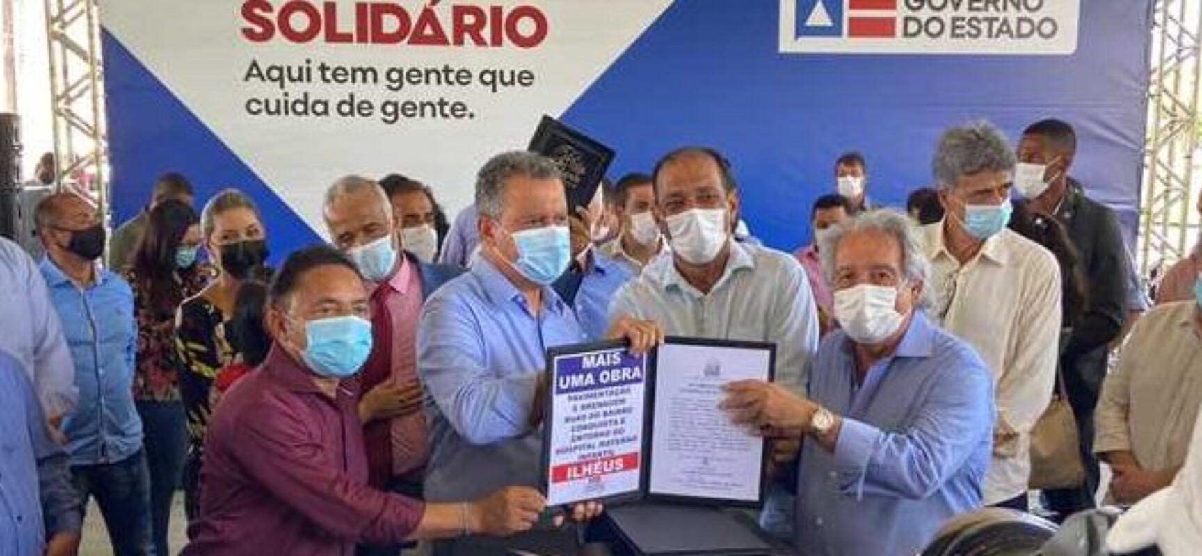 Prefeito Mário Alexandre assina convênio com Estado para pavimentação e drenagem de ruas em Ilhéus