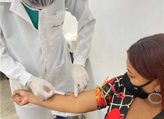 Prefeitura reforça campanha Março Lilás com coleta do exame preventivo nas unidades de saúde