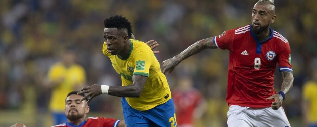 Brasil enfrenta Japão com arbitragem italiana e uniforme tradicional na Copa do Mundo