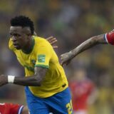 Brasil enfrenta Japão com arbitragem italiana e uniforme tradicional na Copa do Mundo