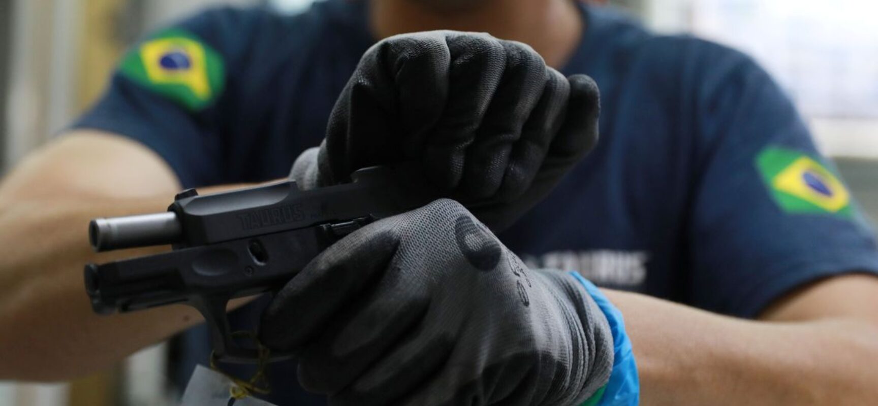 Senado adia votação de projeto que flexibiliza uso de armas de fogo