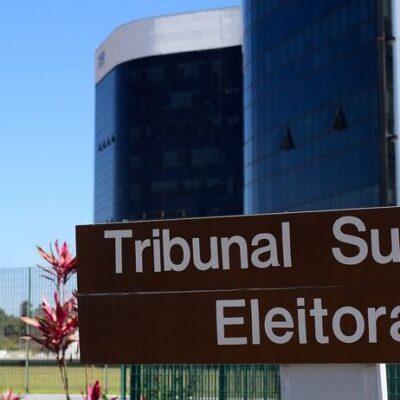 TSE aprova ajuste de calendário eleitoral e fiscalização nas eleições