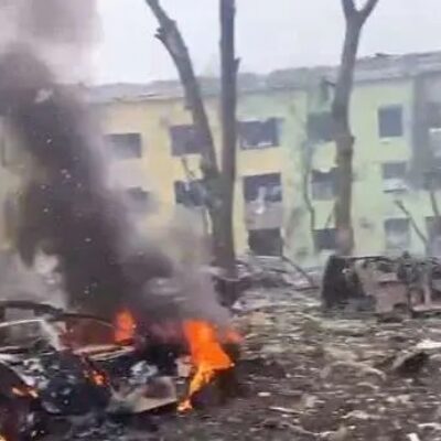 Ucrânia acusa Rússia de bombardear uma maternidade
