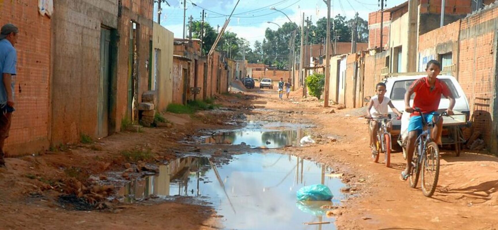 BRASIL: Unicef defende transferência de renda para combate à pobreza infantil
