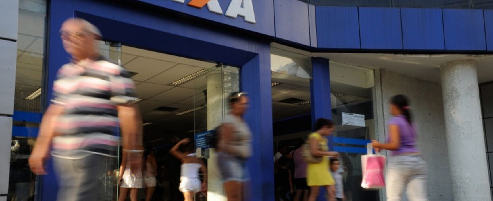 Agência Brasil explica: como pedir saque de até R$ 1 mil no FGTS