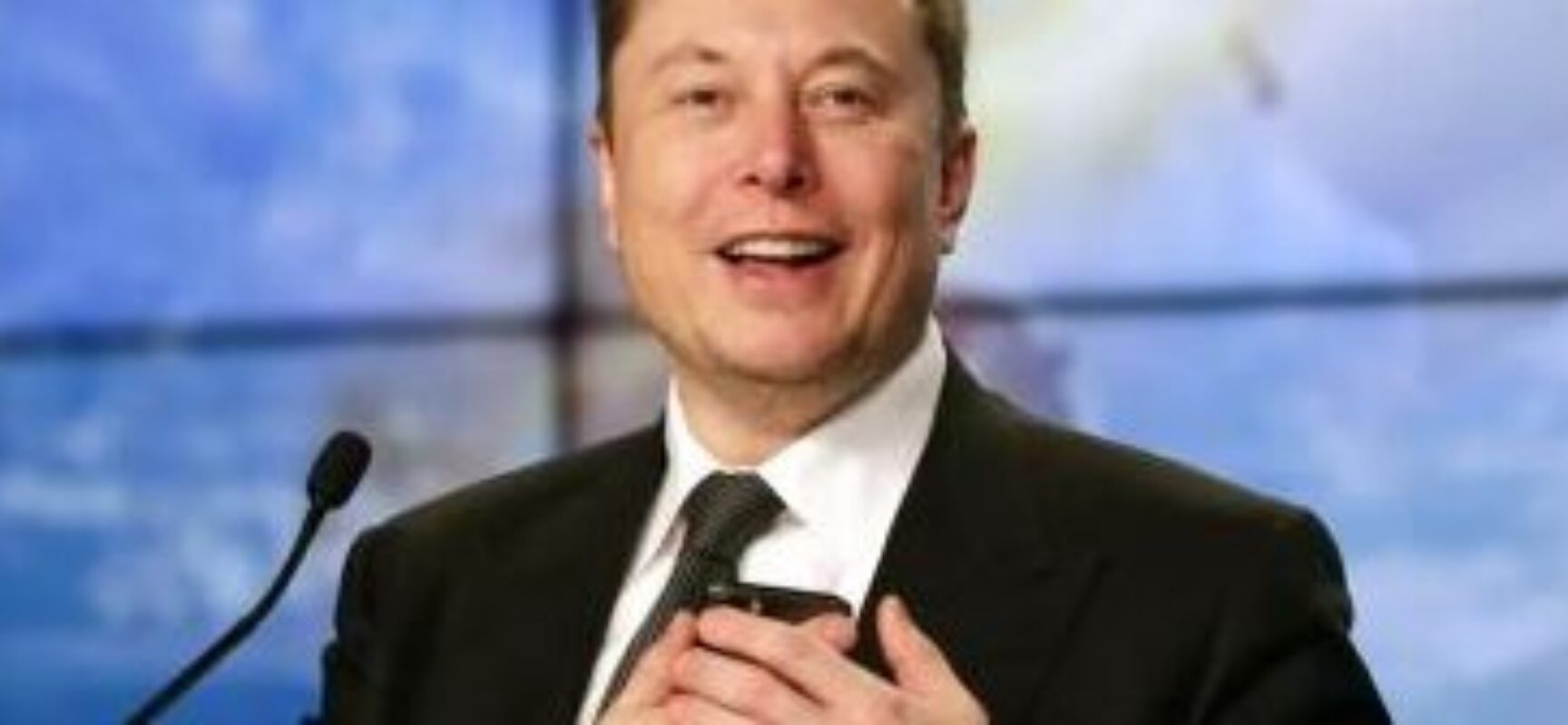 Elon Musk, homem mais rico do mundo, compra Twitter por US$ 44 bilhões