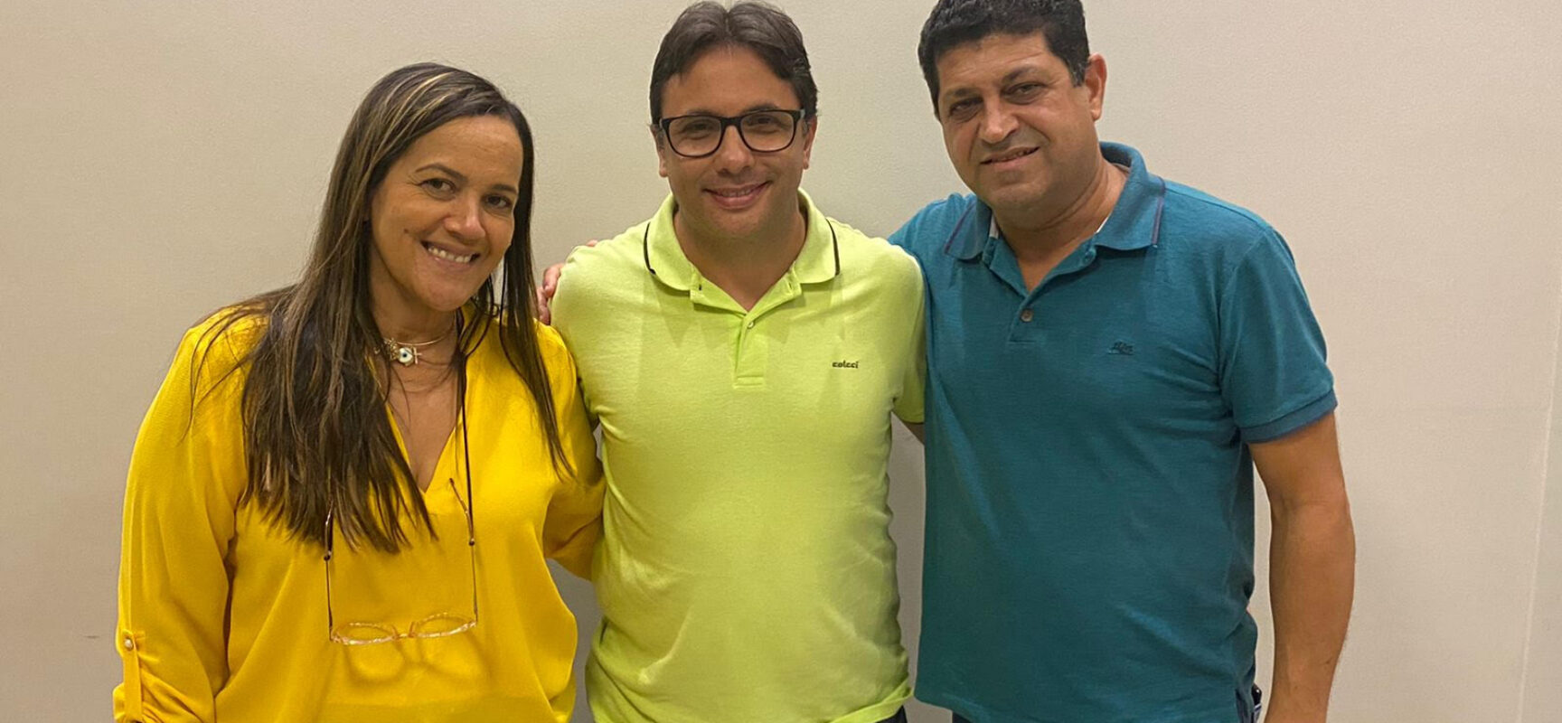 Ex-prefeitos de Barro Preto, Ana Paula e Adriano Clementino declaram apoio à pré-candidatura de Zé Alberto