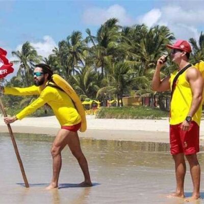 Feriadão de Páscoa: Salva-vidas reforçam segurança nas praias de Ilhéus; confira os pontos