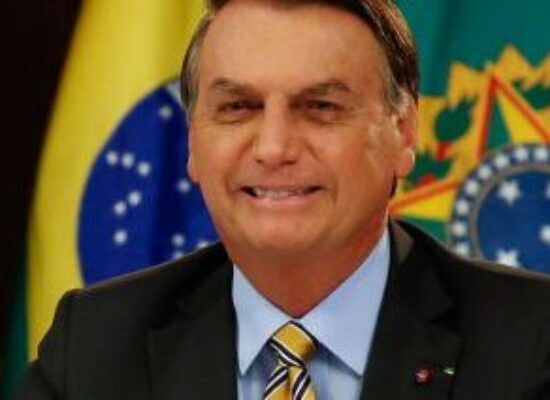 GRAÇA: Perdão a Daniel Silveira simboliza garantia da nossa liberdade, diz Bolsonaro