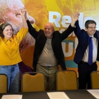 Lula recebe apoio de parte de políticos da Rede e ainda busca apoio de Marina Silva