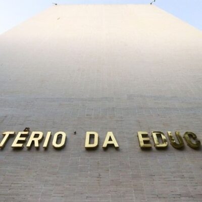 Ministro do TCU abre inspeção sobre supostos desvios no MEC