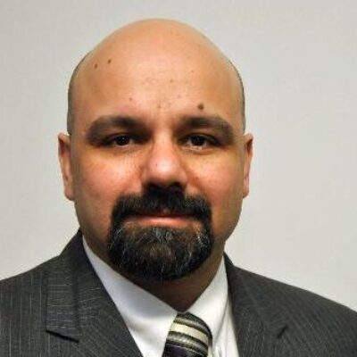 O decreto de graça constitucional editado pelo Poder Executivo é nulo.