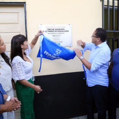 Prefeito Augusto Castro faz entrega oficial da Creche Elzo Pinho de Magalhães