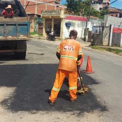 Prefeitura de Ilhéus conclui serviços da operação tapa-buracos em 14 localidades; acompanhe