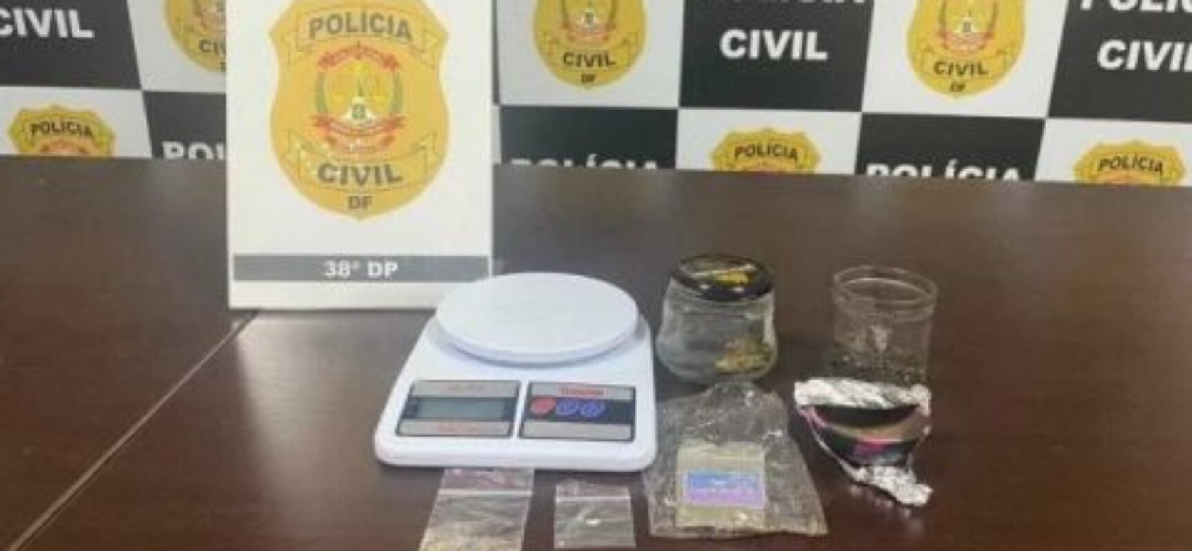 Professora que ensinava receitas de maconha em redes sociais é presa