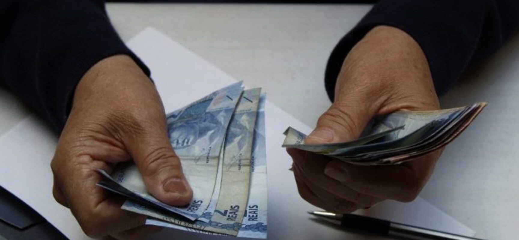 Proposta define piso de pensão alimentícia em 30% do salário mínimo