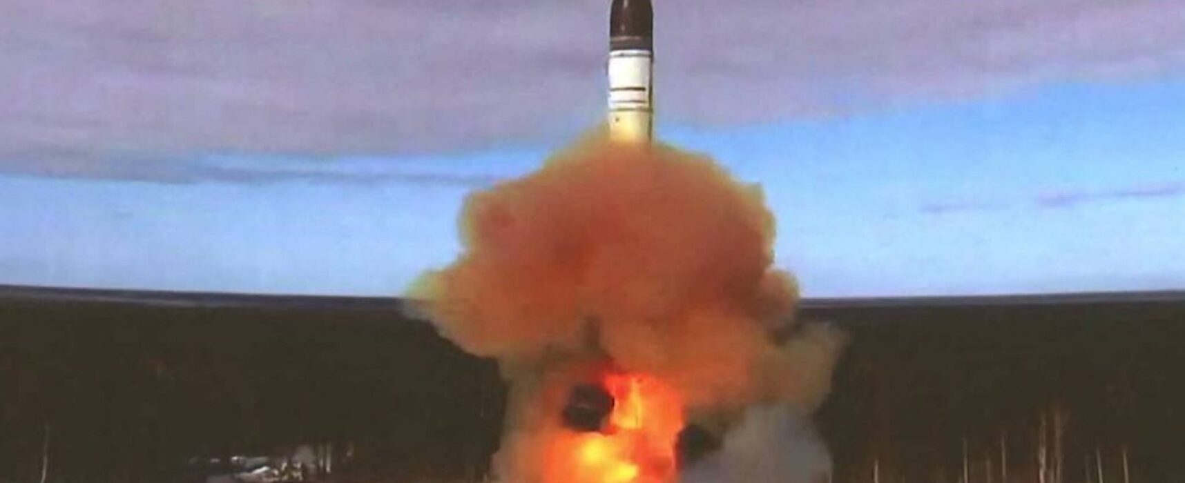 Putin faz mais uma ameaça nuclear ao Ocidente com teste de míssil