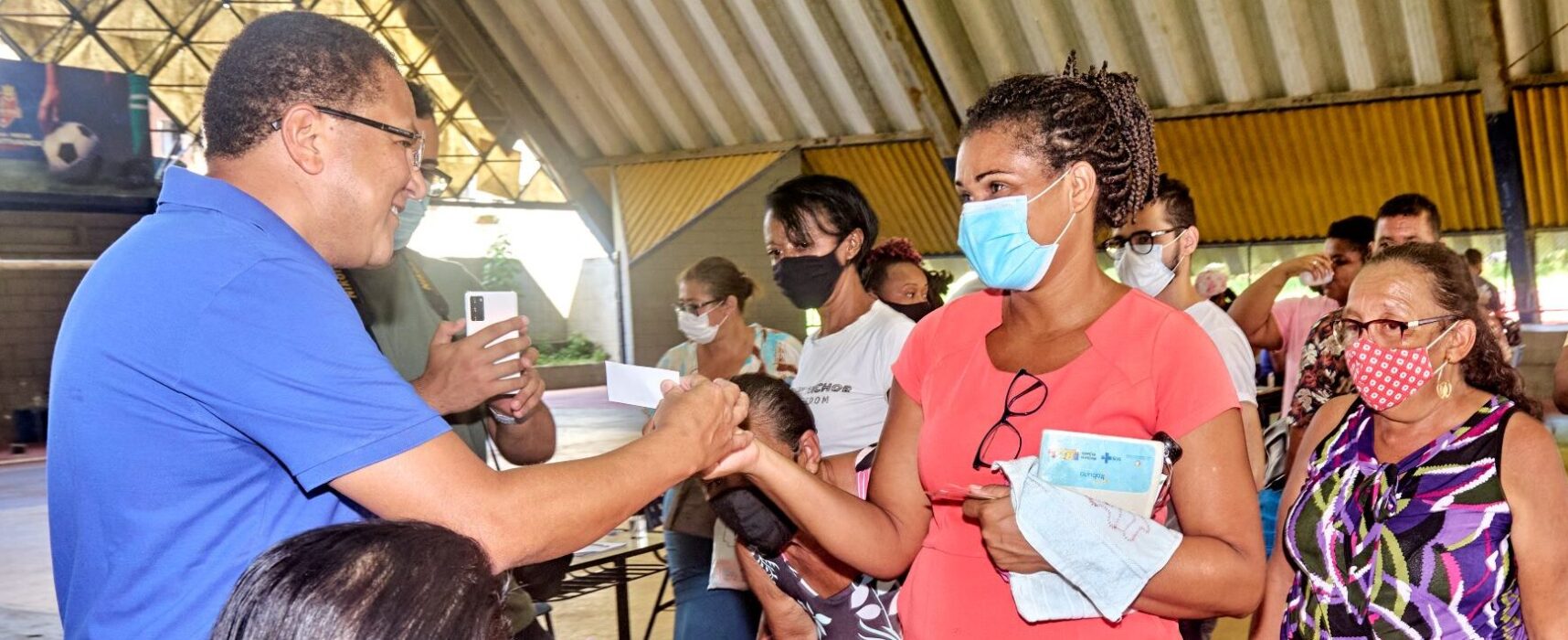 Secretaria de Promoção Social entrega vouchers do Kit Semana Santa que terá peixe na mesa