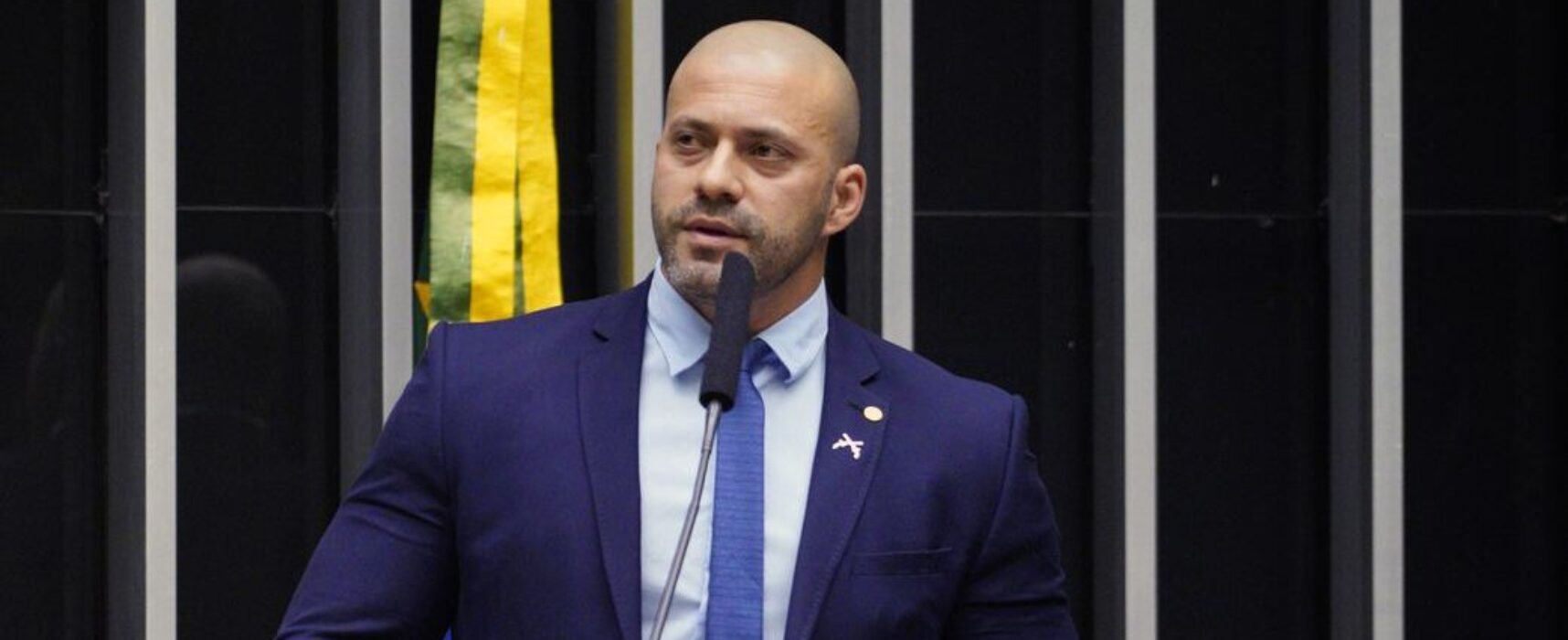 AGU defende legalidade de decreto que indultou deputado