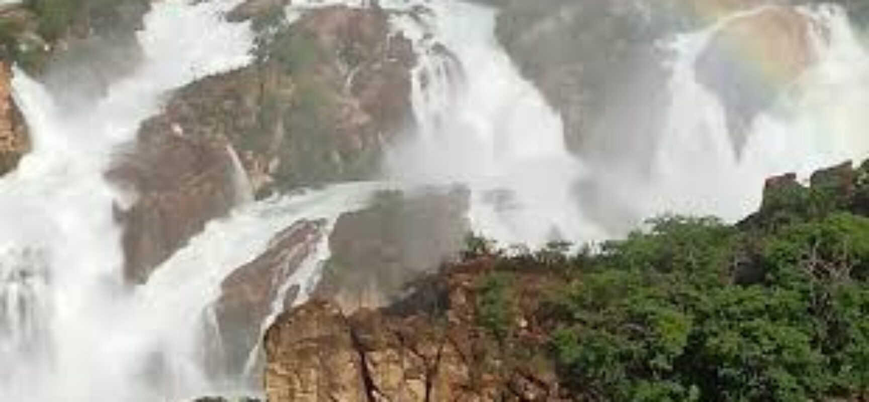 Chesf encerra vertimento em Paulo Afonso