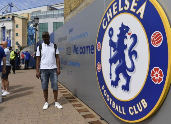 Inglaterra emite licença para venda do Chelsea a consórcio de Boehly