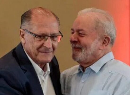 Lula e Alckmin se reúnem para definir estratégia de ampliação de palanque