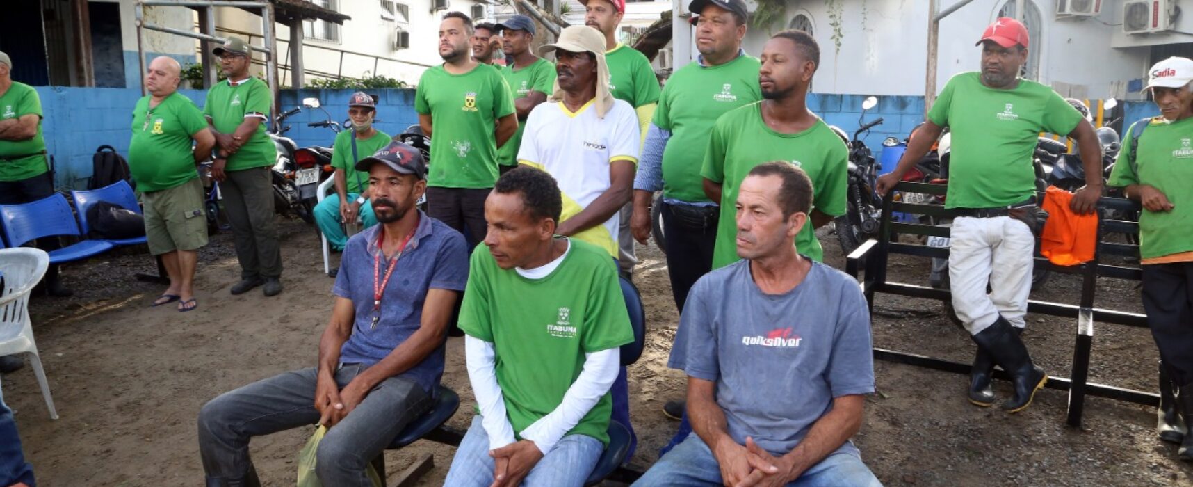 No Dia do Gari, a Prefeitura de Itabuna homenageia trabalhadores da limpeza pública.