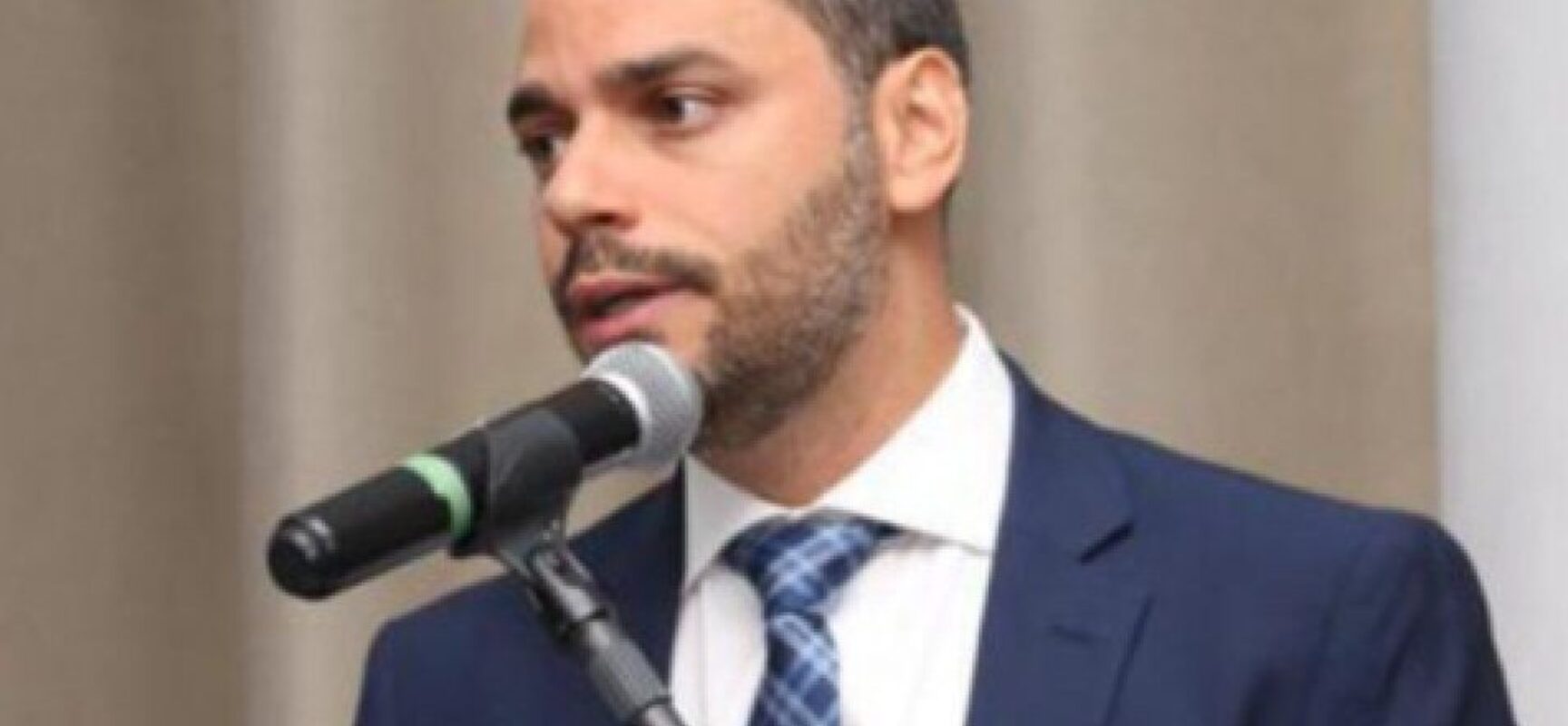 PCdoB tenta emplacar Augusto Vasconcelos como suplente de Otto