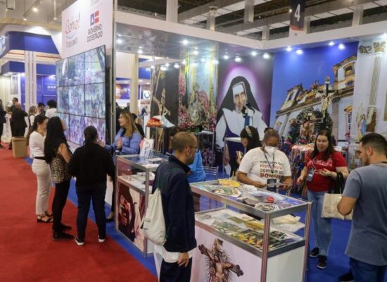 Santuários do turismo religioso da Bahia são divulgados na Expocatólica