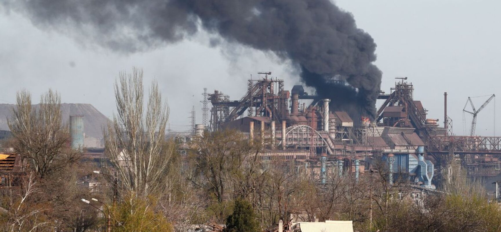 Ucrânia diz que combate na usina siderúrgica de Mariupol acabou